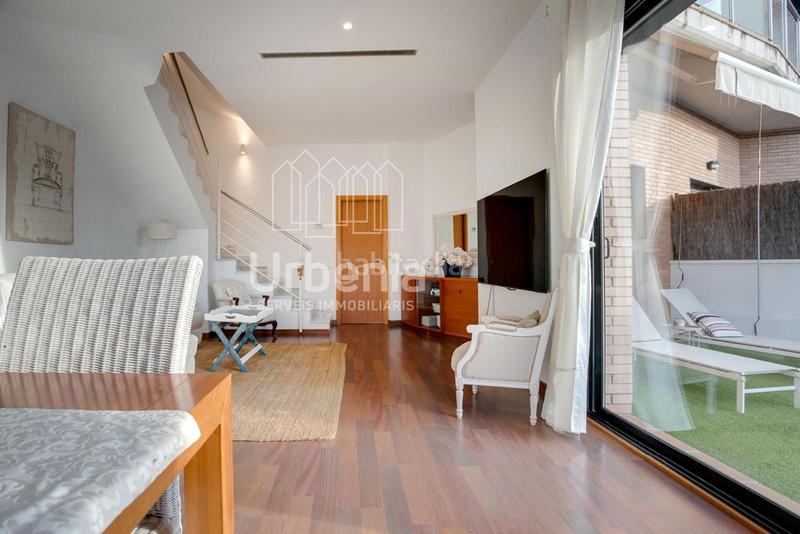 Foto 70a90e66-91ae-43b4-ae6a-3f815aa2f0e9. Casa con riscaldamento parcheggio piscina in Canet de Mar