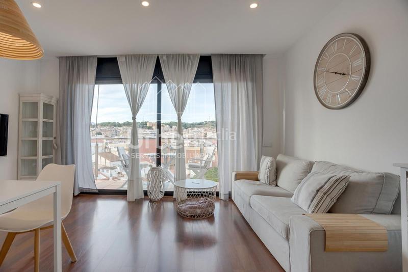 Foto 868e2296-2e0a-43d4-a27f-b48c1b0f264e. Casa con riscaldamento parcheggio piscina in Canet de Mar