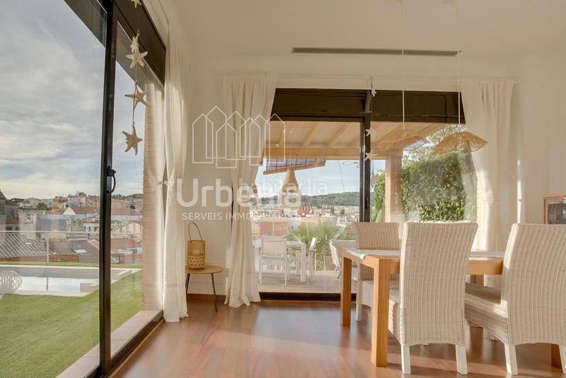 Foto 94c361b5-a37a-4a01-9e22-2bd7cd8fed9f. Casa con riscaldamento parcheggio piscina in Canet de Mar