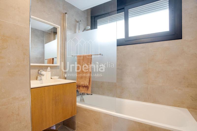 Foto 9ce80f3c-f4d1-40c7-a1e3-d5c9ff855340. Casa con riscaldamento parcheggio piscina in Canet de Mar