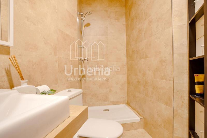 Foto b95966ee-c5b2-4094-b7a0-5d767e7447cf. Casa con riscaldamento parcheggio piscina in Canet de Mar