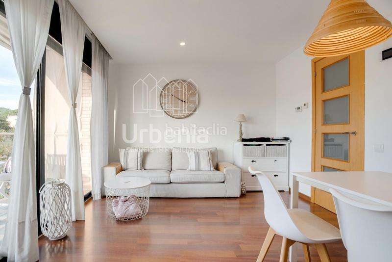 Foto da9a4e96-34c7-4f3f-8d39-8898f46a9496. Casa con riscaldamento parcheggio piscina in Canet de Mar