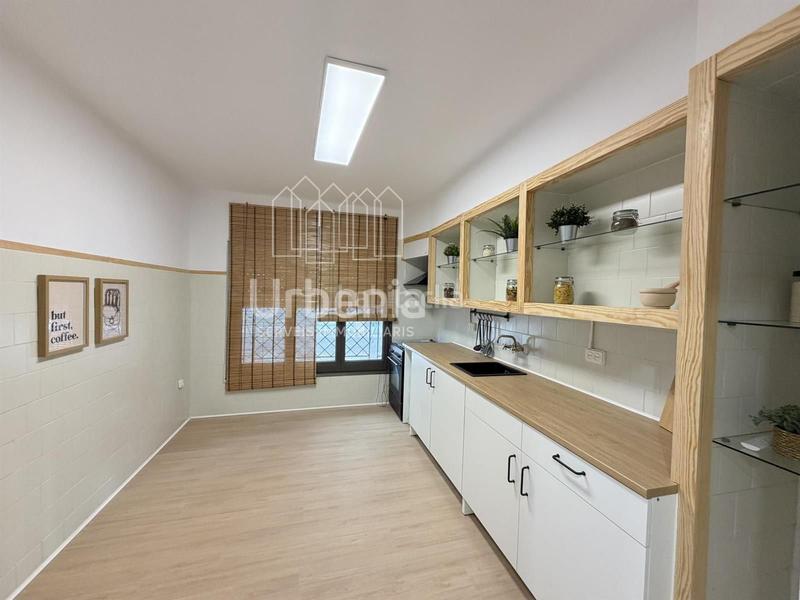 Foto 59e123de-2ac4-4fff-8c6e-51ee275ff381. Appartamento in Centre Pineda de Mar