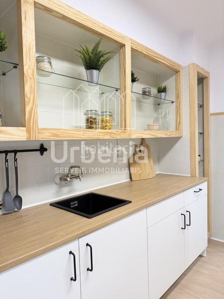 Foto f91be01d-5ad2-437d-b4e7-8b3b71c385f7. Appartamento in Centre Pineda de Mar