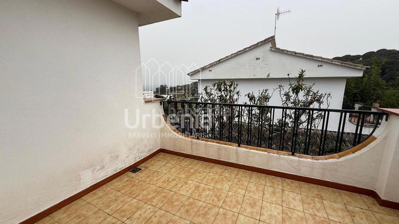 Foto 13676f78-08b1-4bdd-a1ff-5d797ed188e5. Chalet con riscaldamento parcheggio piscina in Victoria-Les Vil·les-Canyadell Arenys de Mar