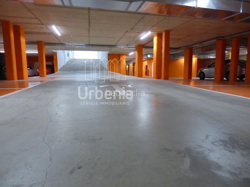 Foto bf0a3aba-42e4-46eb-b418-7bd1d21934b3. Posto auto in El Rengle Mataró