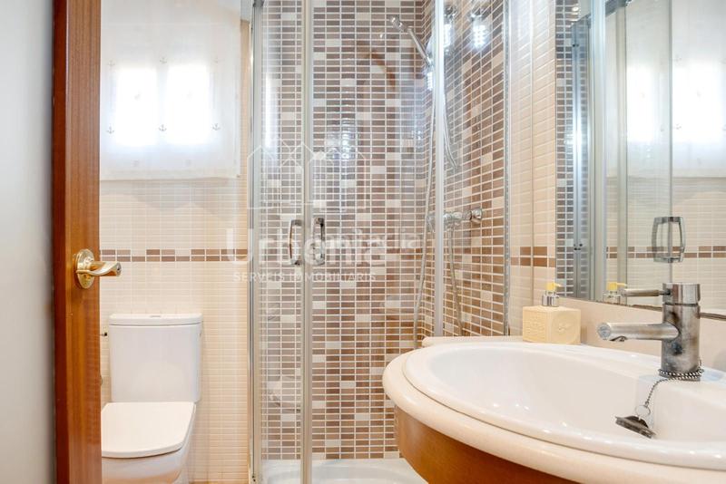 Foto 64009e25-fd8a-4c6f-8968-3255a5522085. Maison avec chauffage parking dans Zona alta Arenys de Mar