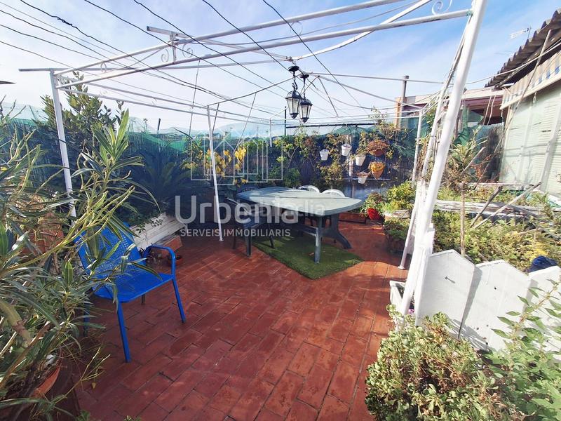 Foto 647c7bc2-e52b-4558-8a37-5976a9d47060. Piso mataro zona maria auxiliadora. en Peramàs Mataró