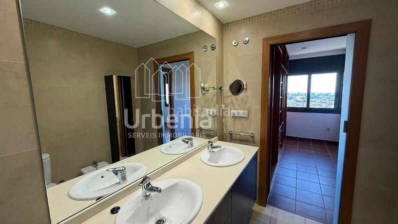 Foto 63dec188-5e63-4c9b-ad74-1a13214868a9. Casa amb calefacció aparcament piscina a Santa Susanna