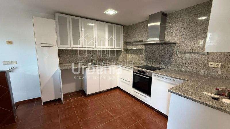 Foto 64de030e-4a63-43cf-8d55-8756365b7212. Casa amb calefacció aparcament piscina a Santa Susanna