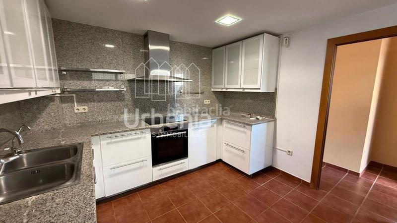 Foto bd6553dd-8c29-4f86-996a-d36b3c0242c9. Casa amb calefacció aparcament piscina a Santa Susanna