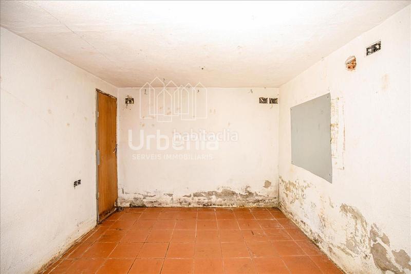 Foto b4bbcff8-5b39-403d-a835-bb99abdf1592. Chalet oportunidad ! en Riudarenes