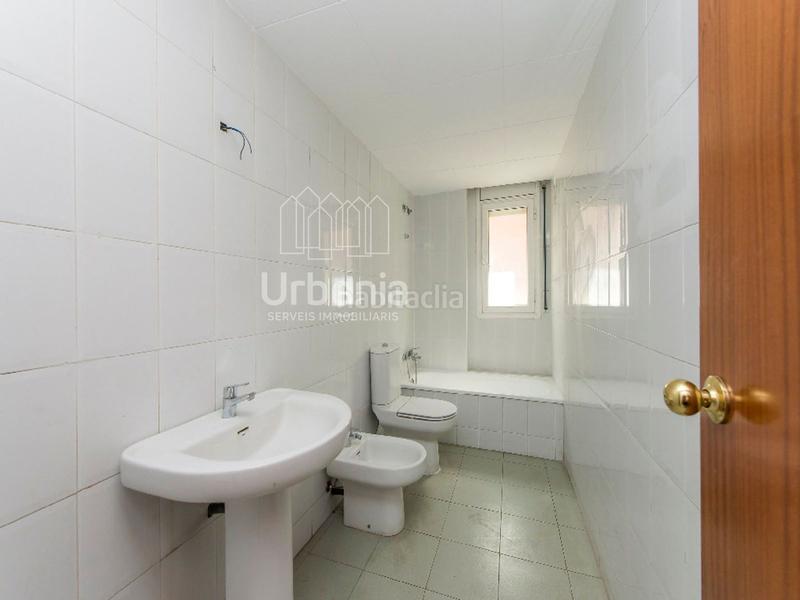 Foto 4c144b5d-5b2f-4ed5-bf8b-38826a80097c. Appartement avec chauffage dans Cerdanyola Nord Mataró