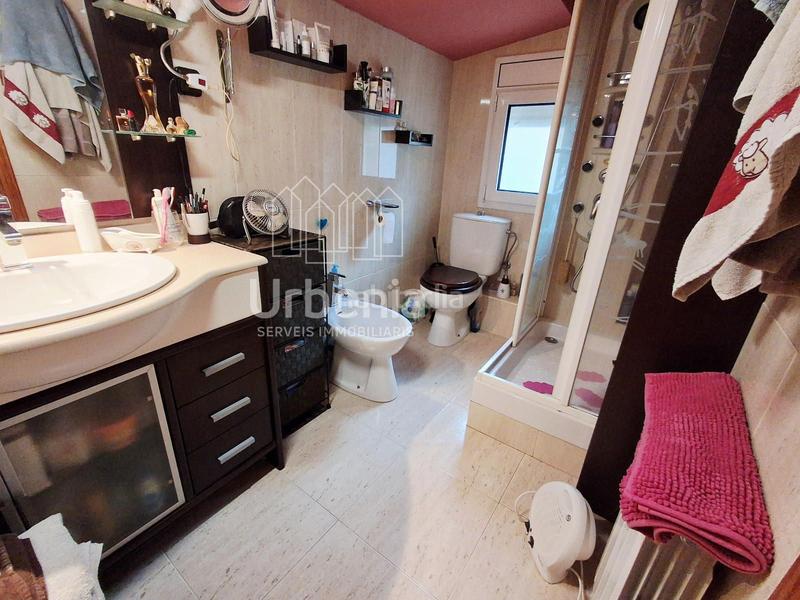 Foto 6d073eaa-4a6e-464b-be02-e05ae7ad35eb. Casa amb aparcament piscina a Lliçà d´Amunt