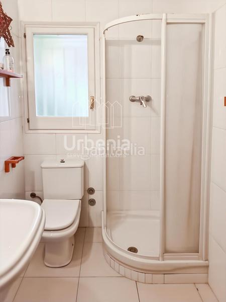 Foto 61ba6fea-2e2e-440f-a33c-eeff69b94605. Casa amb calefacció aparcament piscina a Sant Cebrià de Vallalta