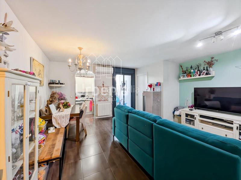 Foto 60c8d3c0-98ce-488e-821d-1f41790d4c9f. Duplex avec chauffage dans Centre Mataró