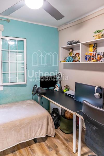 Foto 4b748b7c-d7b6-431a-924b-5c97891b6e06. Etagenwohnung mit heizung in Pla d'en Boet Mataró