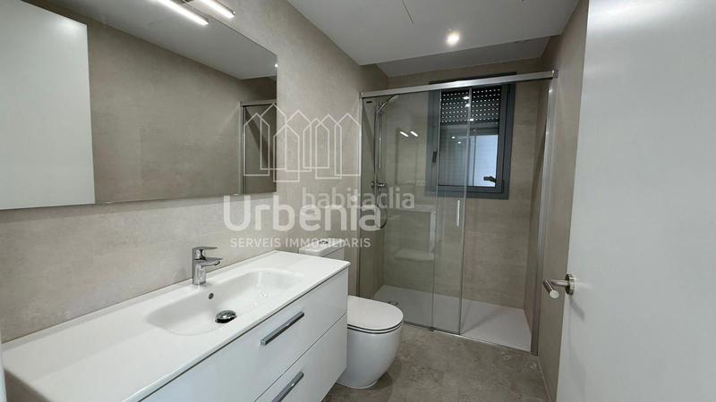 Foto 5c8f4c25-9c37-4b5f-ae2a-3f32fb5ac526. Lloguer pis amb calefacció aparcament a Via Europa - Parc Central Mataró