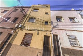 Pis a Roger de Lluria