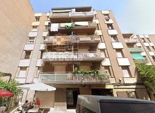 Pis  Mexic. Oportunidad sólo para inversores. inmueble okupado.