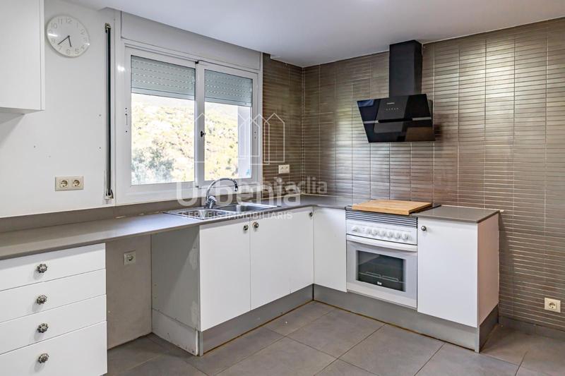 Foto edf093b3-abcd-4e1d-8757-e7e9248531e9. Casa amb aparcament piscina a Sant Cebrià de Vallalta