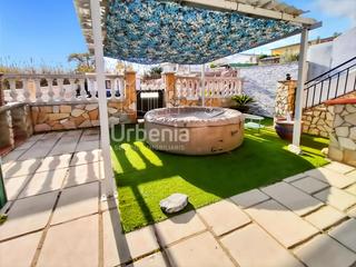 Casa adosada en Mas Mora-Sant Daniel. Casa adosada en mas mora 745m de parcela