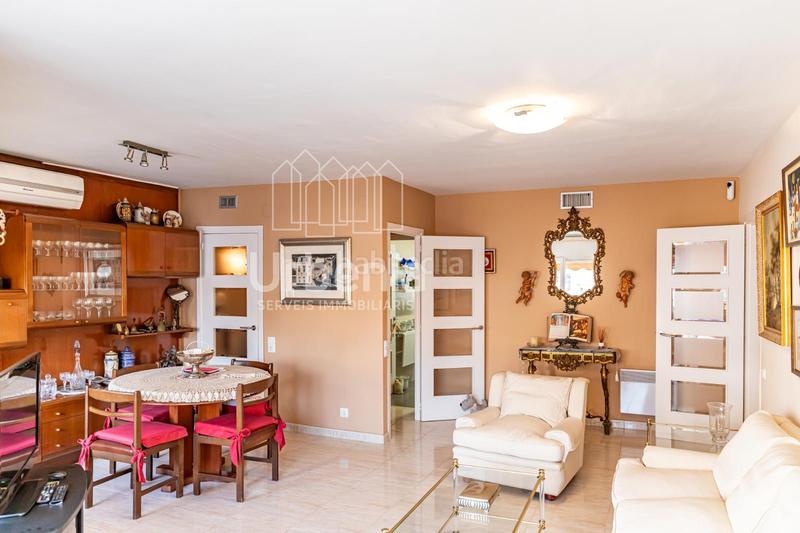 Foto 74ff8a57-297b-4dc2-9d72-39eb197e52b9. Penthouse with heating parking in Centre Mataró