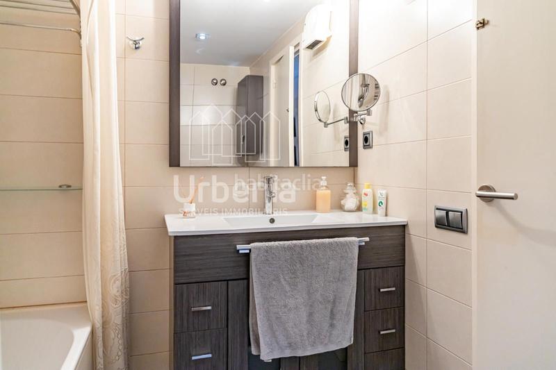 Foto 7dbba5f5-1124-4d05-be43-a4edd0c8f460. Penthouse with heating parking in Centre Mataró