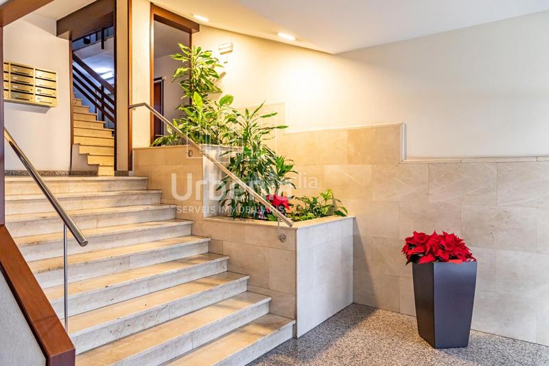 Foto 84ac07da-b6f8-47c5-8ba8-4de8ab8b1427. Penthouse with heating parking in Centre Mataró