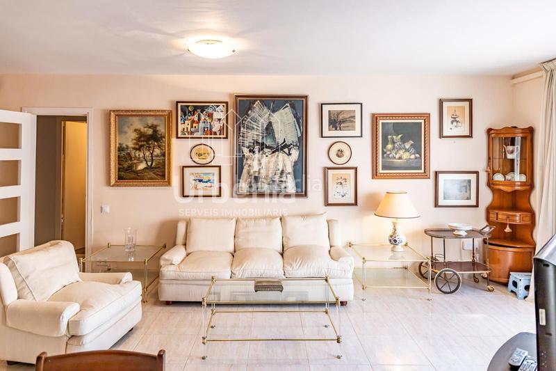 Foto 974825aa-dc5a-4182-9763-c205f9271902. Penthouse with heating parking in Centre Mataró