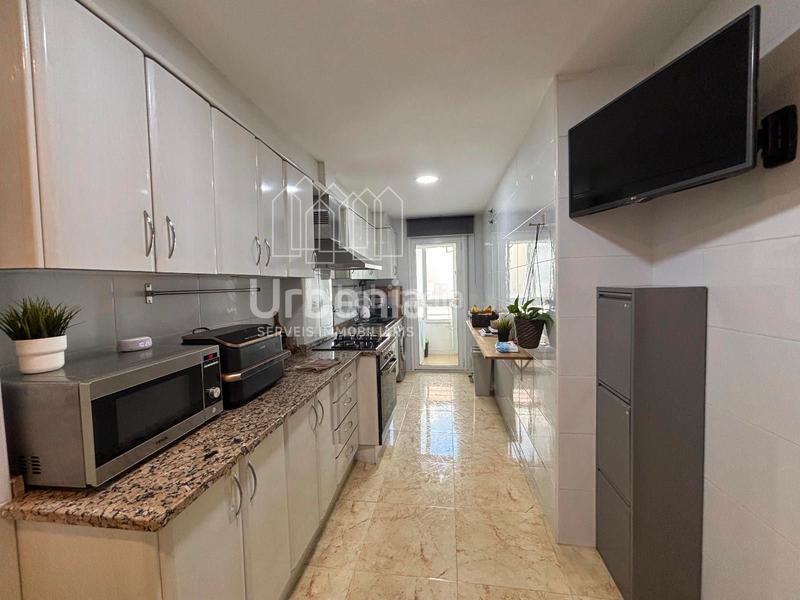 Foto 1bbc949e-292d-42b8-accc-3b84fbe8f7f4. Àtic amb calefacció piscina a Els Pavos Blanes