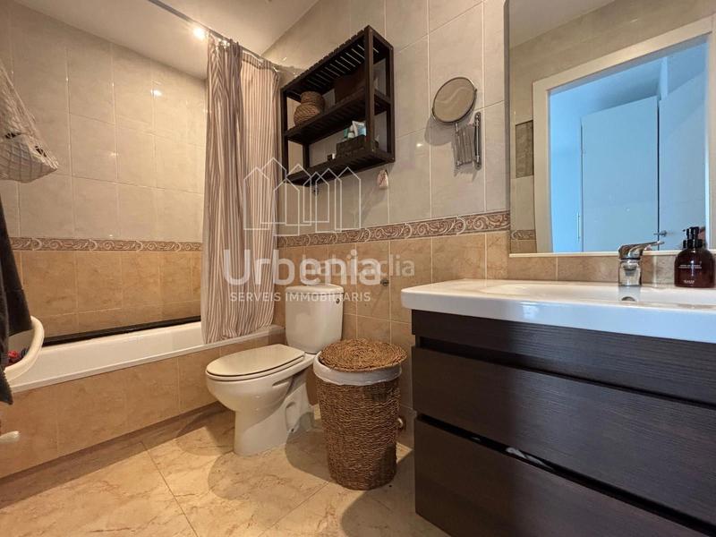 Foto 3b81b4fb-30fb-4a5c-89e2-a3ca369b67b9. Àtic amb calefacció piscina a Els Pavos Blanes