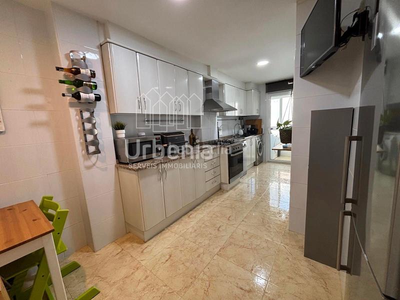 Foto 9f022bf0-7270-4e21-80a0-f6c0e764d741. Àtic amb calefacció piscina a Els Pavos Blanes