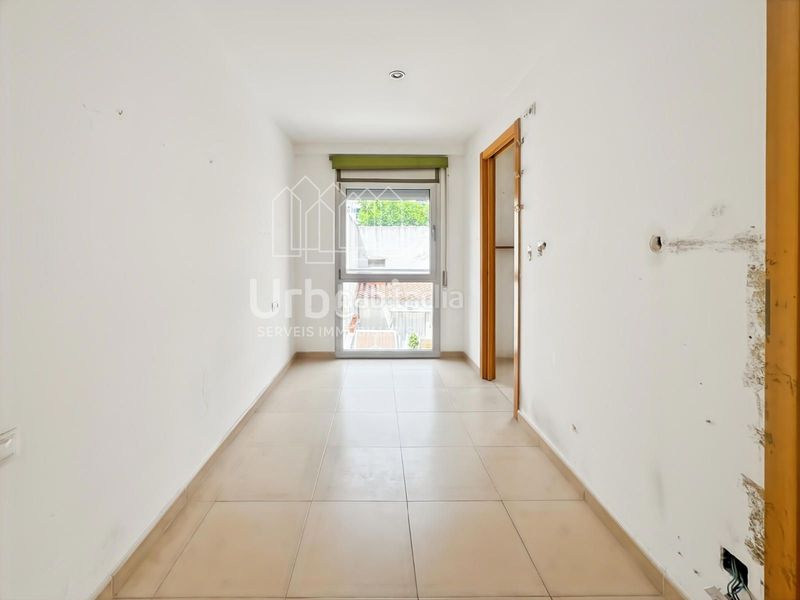 Foto 4ced4ad5-f976-40b1-8d81-1194d2aeed20. Pis a Centre Mataró