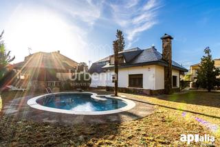 Chalet in Airesol. Chalet independiente en venta en castellar del vallès