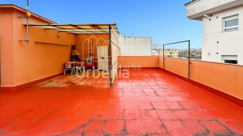 Foto 5bb1d41d-1bf2-4641-badf-d5222b08d225. Casa adossada amb calefacció aparcament a Tordera Tordera