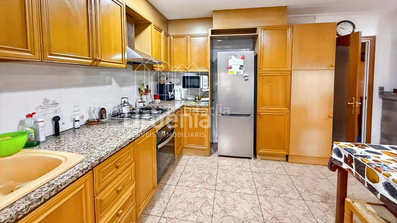 Foto e4e1c4b8-ad46-4d12-b6e7-6eae0bfbd477. Casa adossada amb calefacció aparcament a Tordera Tordera