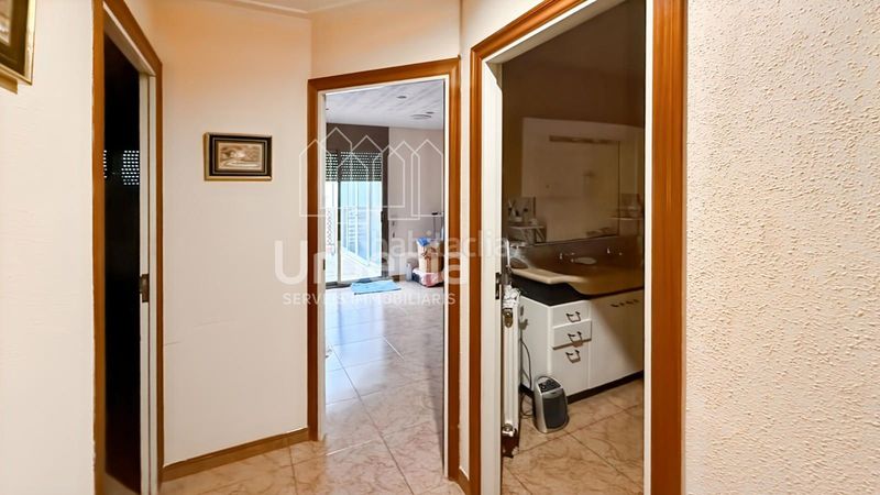 Foto f4bf0f03-4390-4d27-b14a-b1d219b20590. Casa adossada amb calefacció aparcament a Tordera Tordera