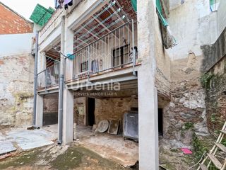 Flat in Nucli Urbà. Vivienda a reformar con enorme potencial en zona prime, argenton