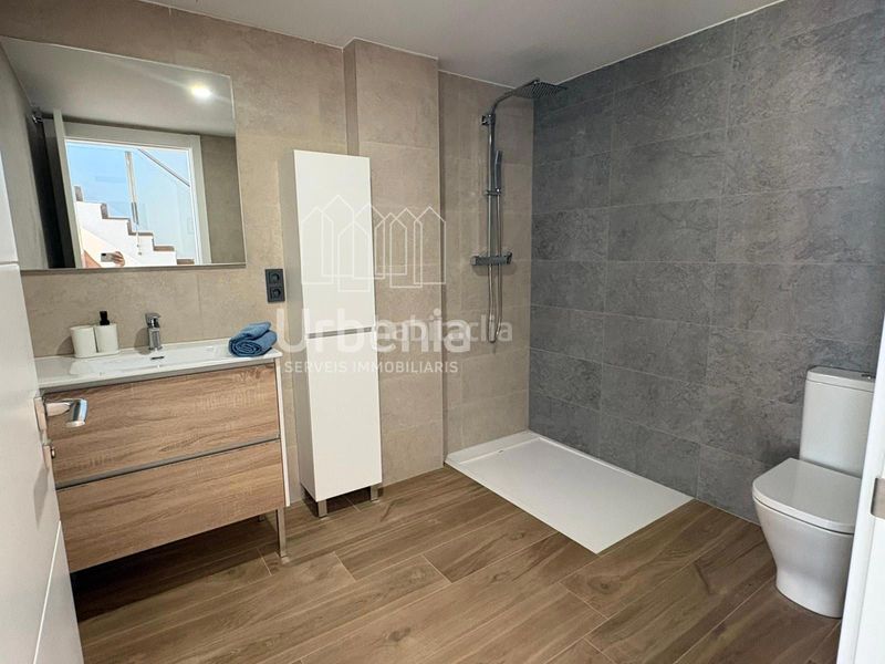 Foto 0d9778f0-5173-43cf-803f-cecb449e6da0. Duplex con riscaldamento in Centre Blanes