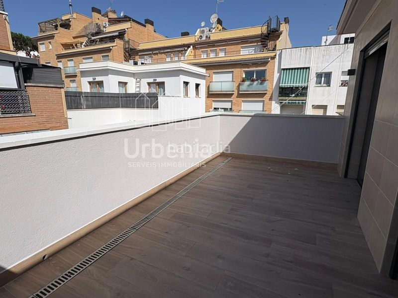 Foto ae7da1ce-2d58-4948-b0dc-29e426e80875. Duplex con riscaldamento in Centre Blanes