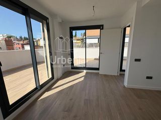 Dúplex a Centre. Promoción obra nueva bonos  blanes