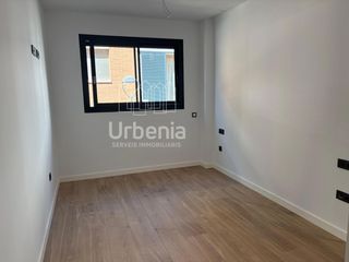 Etagenwohnung in Centre. Promoción obra nueva bonos  blanes
