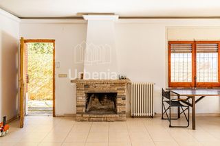 Casa a Zona Alta. Chalet independiente en una sola planta en premià de mar