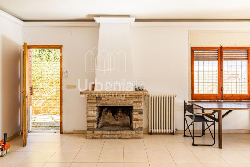 Foto 55e002d9-bd0d-4b93-997d-7315a514f375. Casa amb calefacció aparcament a Zona Alta Premià de Mar