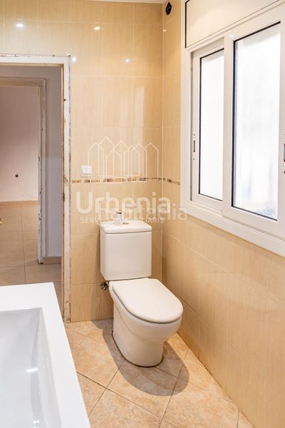 Foto fde77021-24b8-48ad-8a8a-db159980d814. Casa amb calefacció aparcament a Zona Alta Premià de Mar