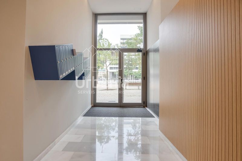 Foto 211e48a5-a4b2-428b-acb8-8c65bbdb067c. Àtic amb calefacció aparcament a Gorg Badalona