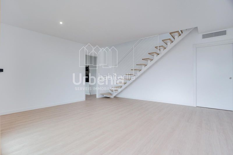 Foto 531fa6c1-cecd-4879-9fa5-2651afccf172. Àtic amb calefacció aparcament a Gorg Badalona