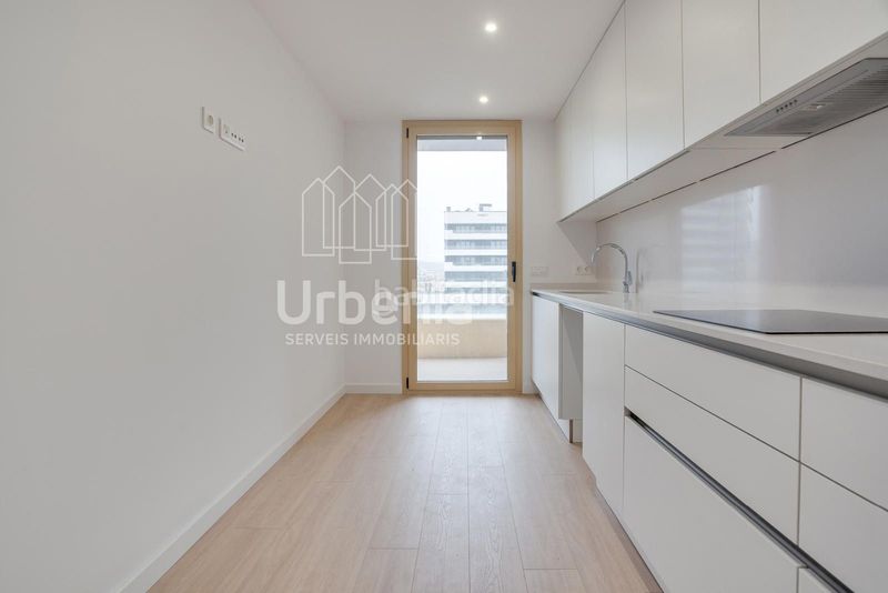 Foto 77b596dd-321c-46de-8c14-0ce8c0f8d399. Àtic amb calefacció aparcament a Gorg Badalona