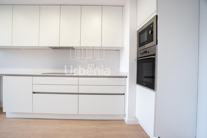 Foto 7bb19ca6-961b-4fc5-bb83-8e12068f1018. Àtic amb calefacció aparcament a Gorg Badalona